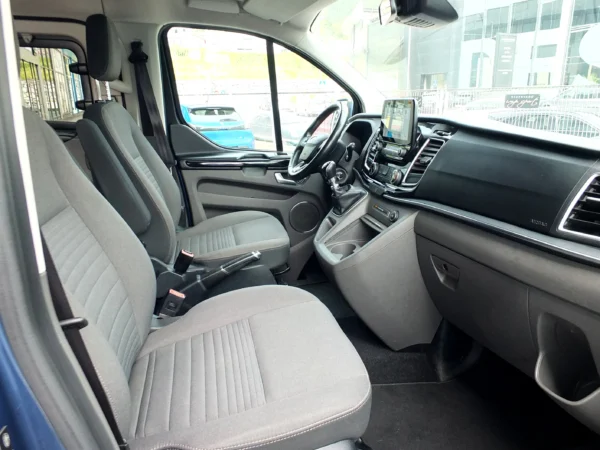 Ford Tourneo Custom 2019 - Imagen 6